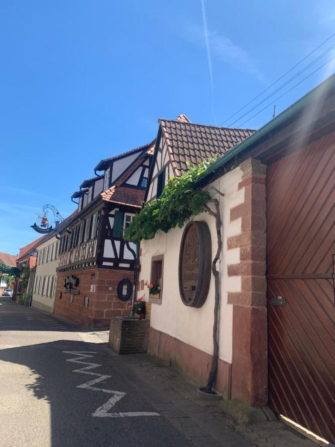 Wanderers Neubau Bed and Breakfast Birkweiler Exteriör bild
