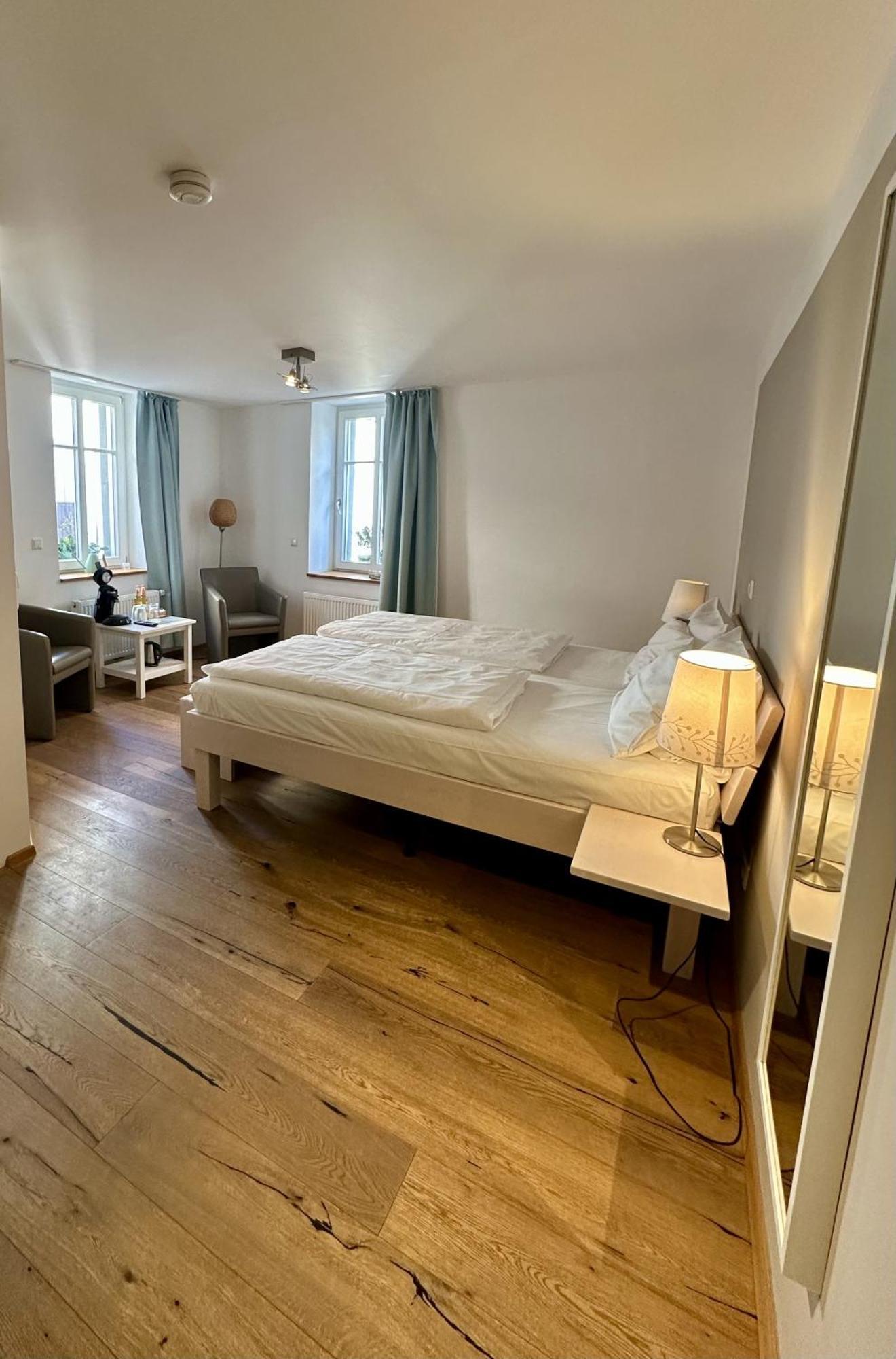 Wanderers Neubau Bed and Breakfast Birkweiler Rum bild